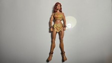 Mattel DC Universe Classics Giganta CNC Loose Complete