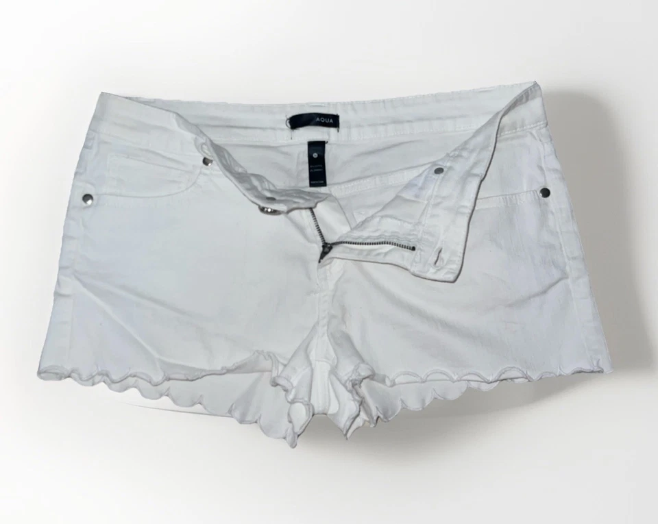 Pantalones cortos blancos Aqua para mujer 🩳 talla 30 Foto 2 de 4