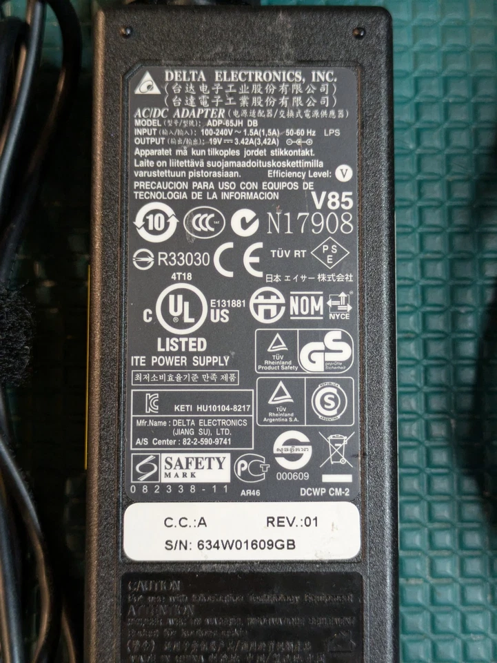 Delta Electronics Power Adapter ADP-65JH DB 19VDC 3.42A 5.5mm*2.1mm Tip READ - Image 2 of 4