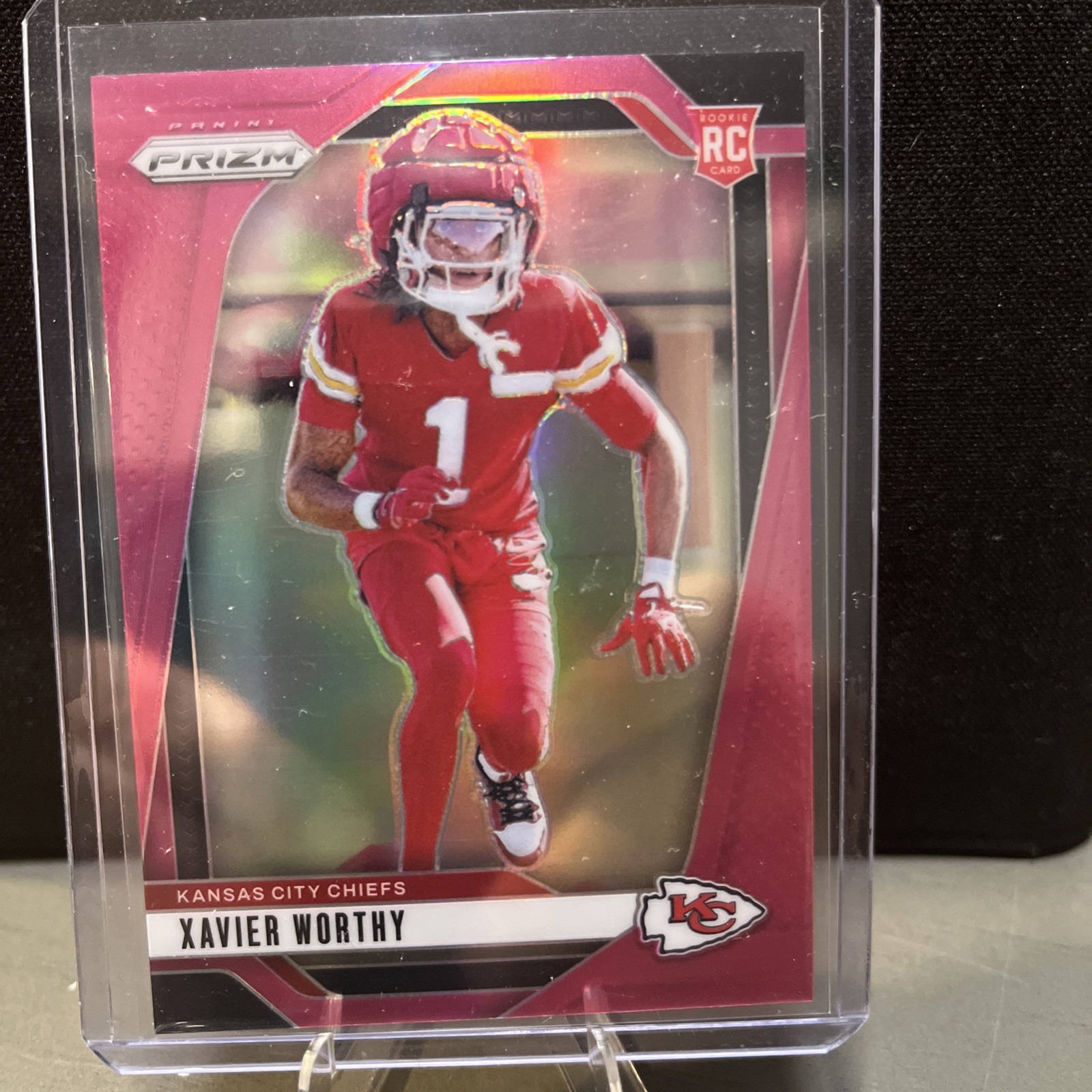 2024 Panini Prizm - Rookies Pink Prizm #399 Xavier Worthy (RC)