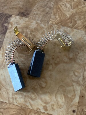 1 pair Rainbow Motor Carbon Brush D3 D4C SE Vacuum Cleaner R5125 R2421  1/2 inch