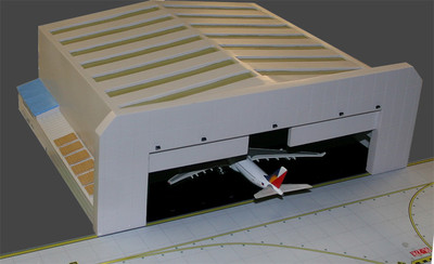 Gemini Jets 1:400 エアポートハンガーハンガー　航空機付き Gemini Jets Wide-Body Airport Hanger for 1:400 Scale Model