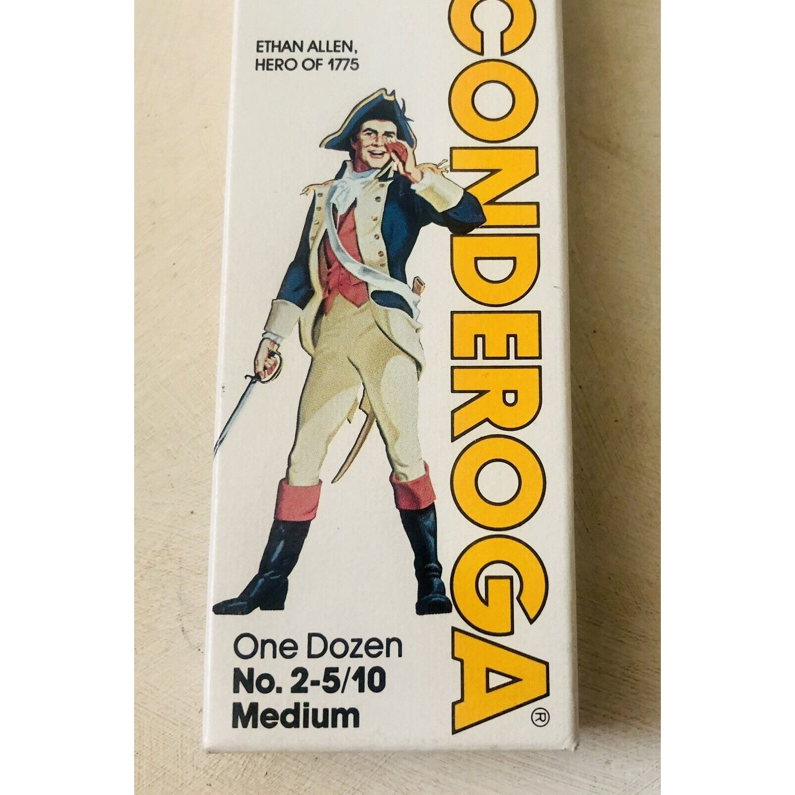 Vintage Pencils Dixon Ticonderoga Box of 12 No. 2 Medium 1388 Ethan Allen USA-image