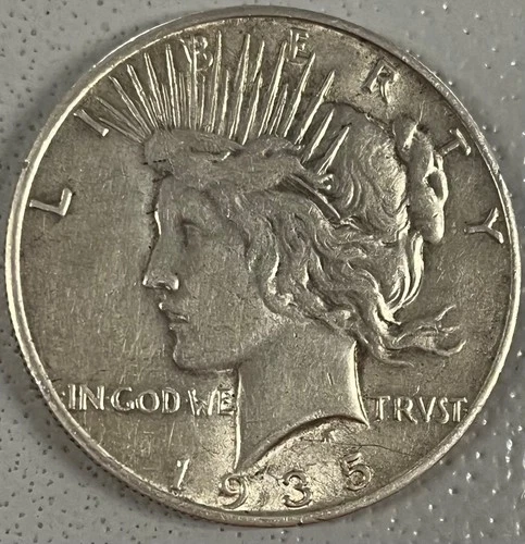 1935 S San Francisco Mint Peace Silver Dollar $1 90% Silver Coin AU