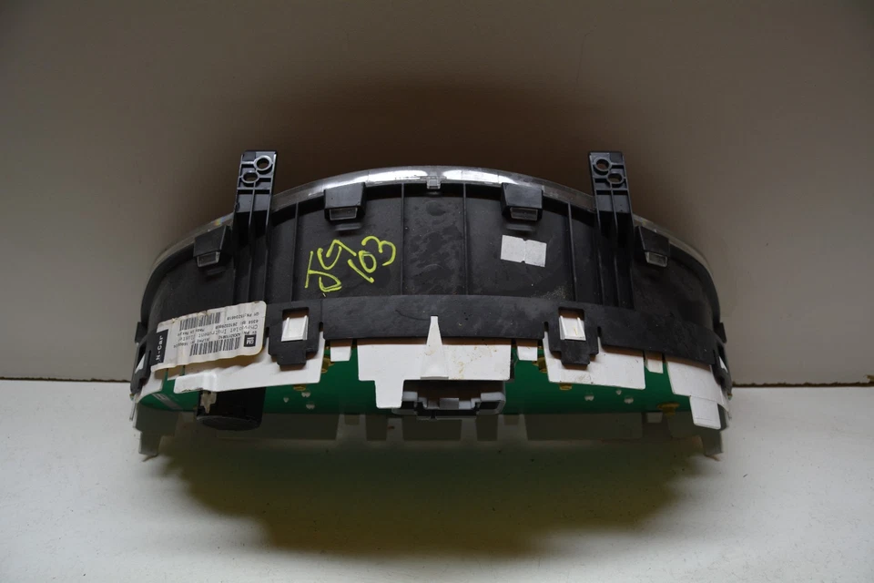 2004 - 2008 雪佛兰 MALIBU INST CLUSTER GAUGE SPEEDOMETER 原始设备制造商,257-00982 — 第 3/4 张图片