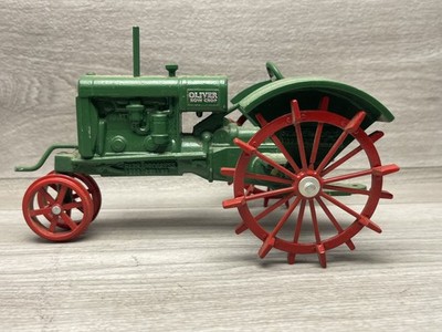 Oliver Hart-Parr 70 or 80  Farm Toy Tractor in 1/16th scale by Scale Models
