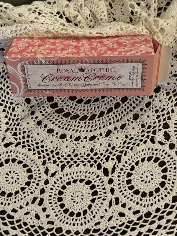 Royal Apothic Cream 8 oz Moisturizing Body Crème By Chelsea Jarder NIB