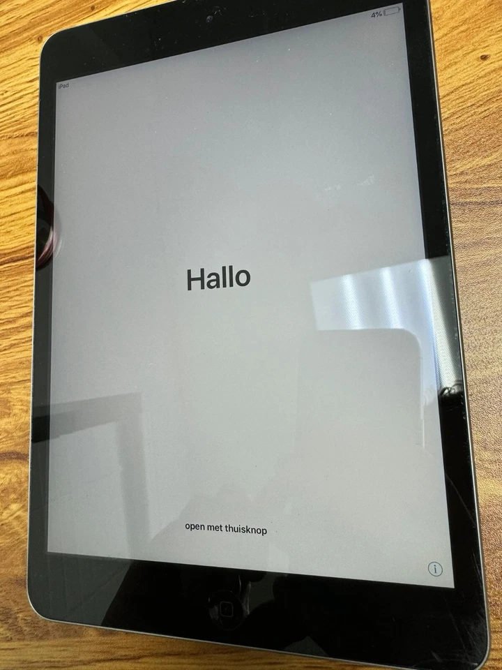 Apple iPad Mini 2 | Retina 16GB | Wi-Fi Space Gray, GOOD SCREEN ONLY. ********* - Image 3 of 4