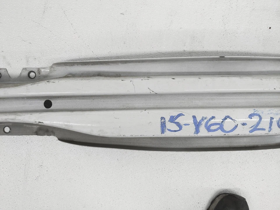 Усилительная балка заднего бампера для Volvo V60 2015–2018 годов выпуска — ледяной белый - Изображение 3 из 4