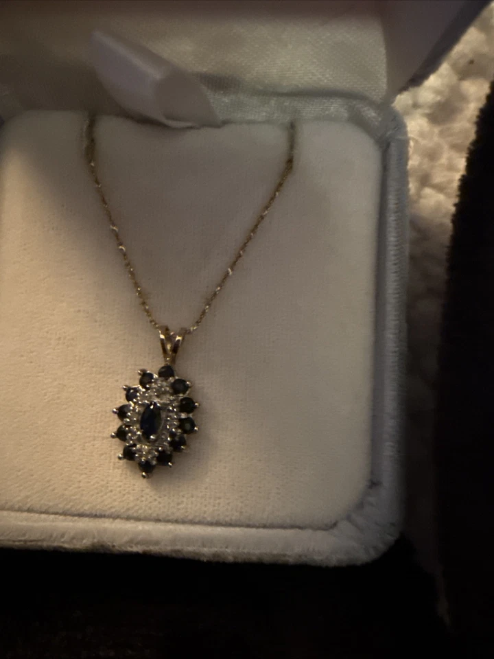 Collar de zafiro genuino con acento de diamantes ha sido zafiro autenticado Foto 4 de 4