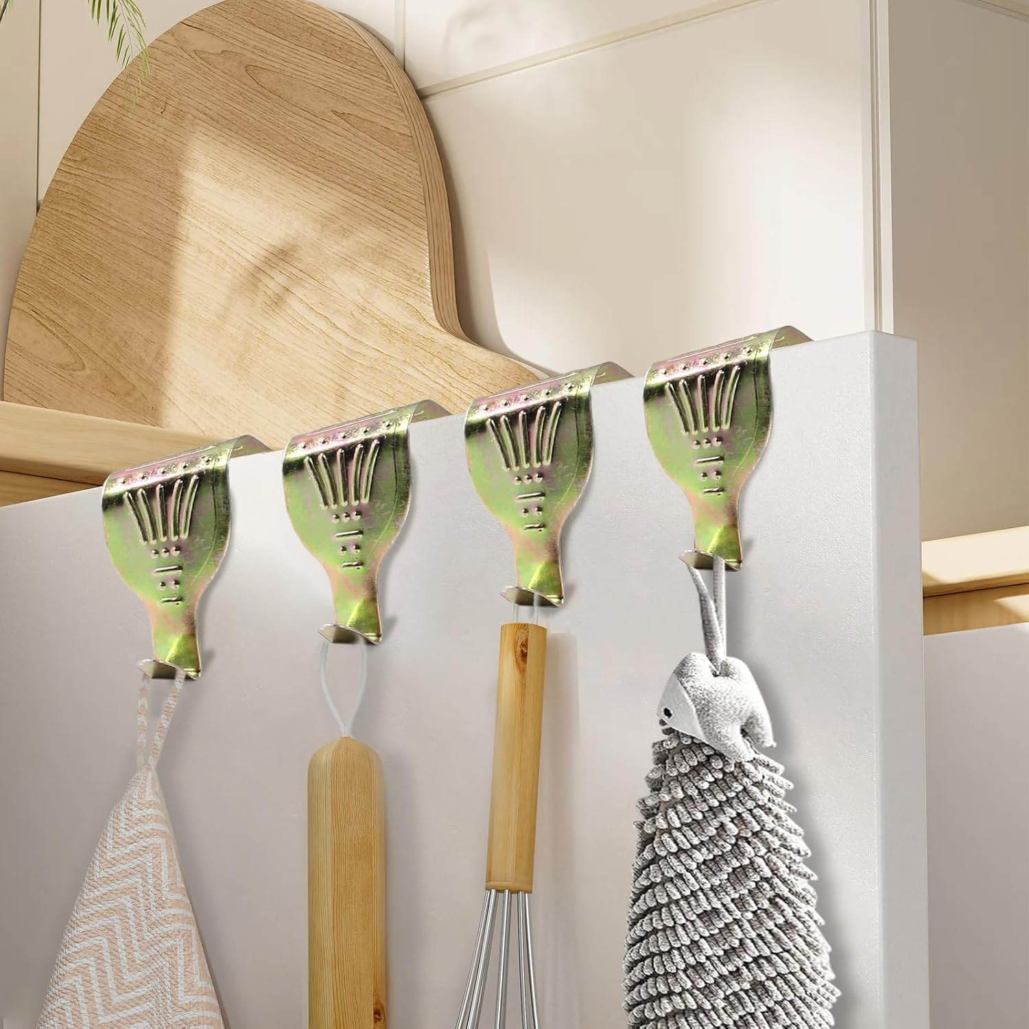 72 Pcs Metal Picture Rail Hooks S Shaped Molding Hangers Photo Frame Hooks