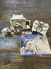 LEGO Star Wars: Hoth Wampa Cave (8089) instructions and 4 minifigures