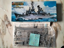 1/700 USS C.F.ADAMS - PIT-ROAD/SKYWAVE (AS NEW, RARE AND OUT OF PRODUCTION)