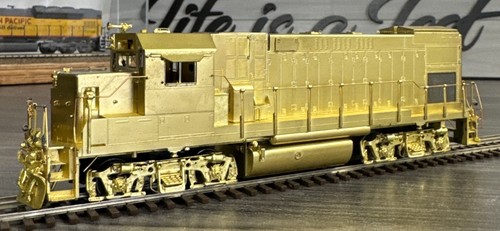 Overland Models HO Latón OMI-6746 GP15-1 Union Pacific - ¡Sin pintar, Nuevo en caja y sin precio base! | Zustand: Used