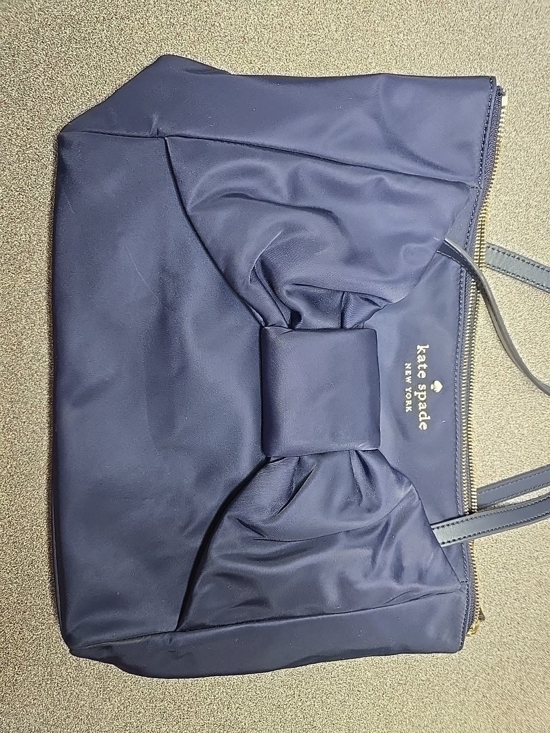 Womans Kate Spade Navy Blue Bow Handbag  With Gold Accents thumbnail 2