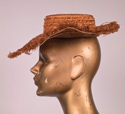 VICTORIAN 1890'S HONEY STRAW HAT W LOOP STRAW BRIM - PERFECT TO