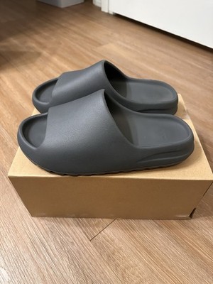 Adidas Yeezy Slide Gray Men s US 11