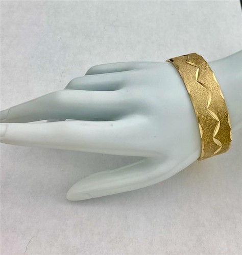 Vintage Textured Gold Tone Diamond Cut Cuff Bracelet - Picture 3 of 3