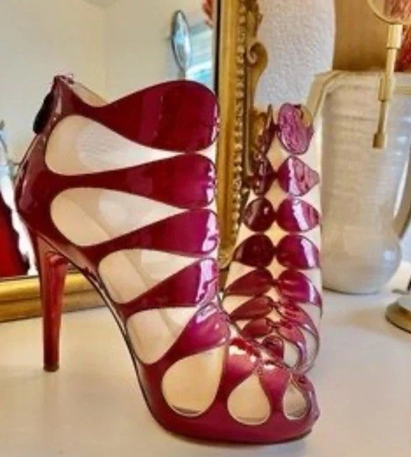 复古和罕见 Christian Louboutin 马戏团高跟鞋短靴 — 第 3/4 张图片