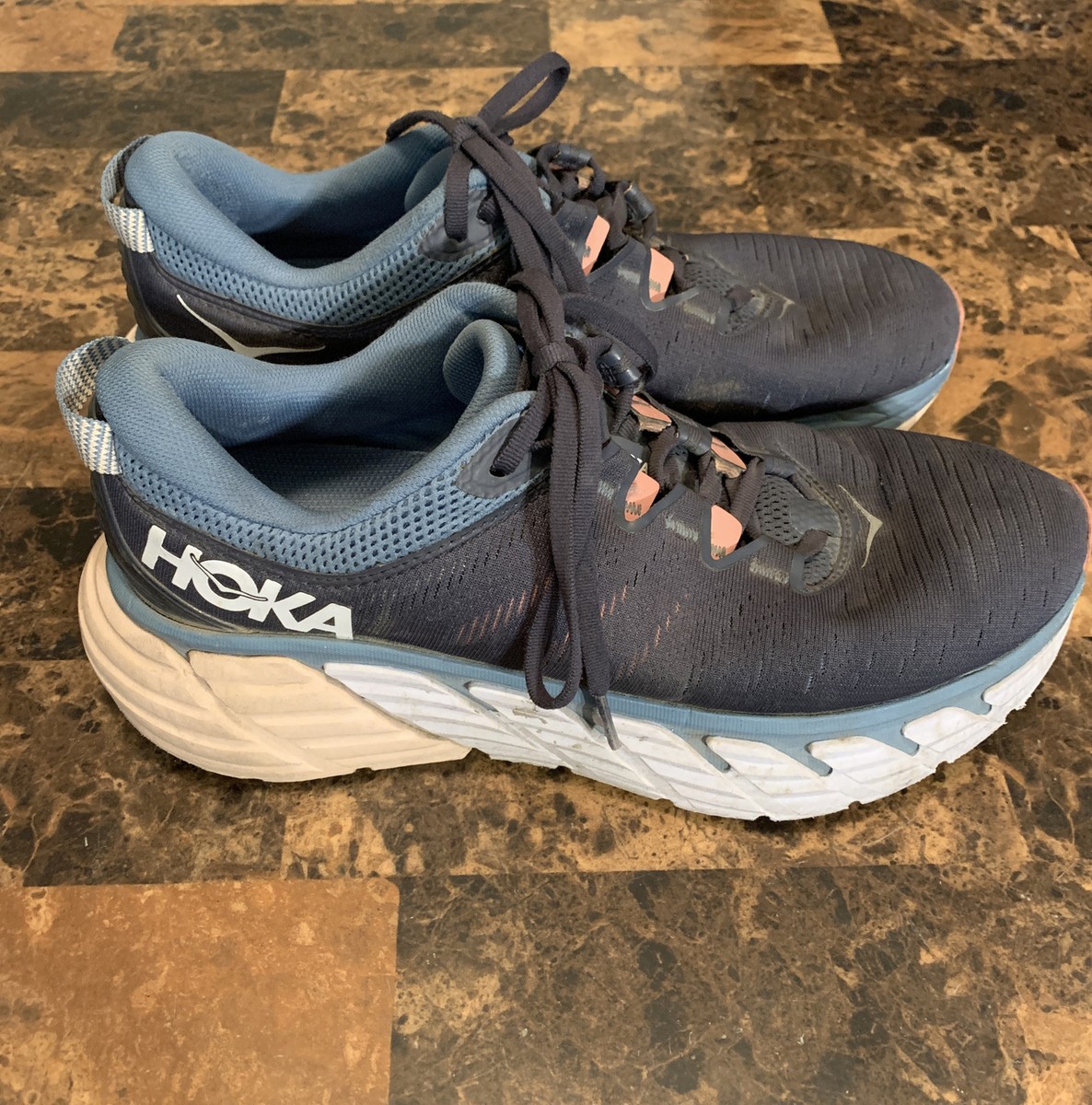 Hoka ONE ONE Gaviota 2 Womens Size 8.5B Running Shoes Black  display picture 2