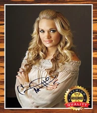 Carrie Underwood - Autographed Signed 8 x10 Photo (Temporary Home) Reprint