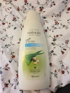 Avon Naturals Hair Care 2in1 Shampoo Conditioner With Aloe And
