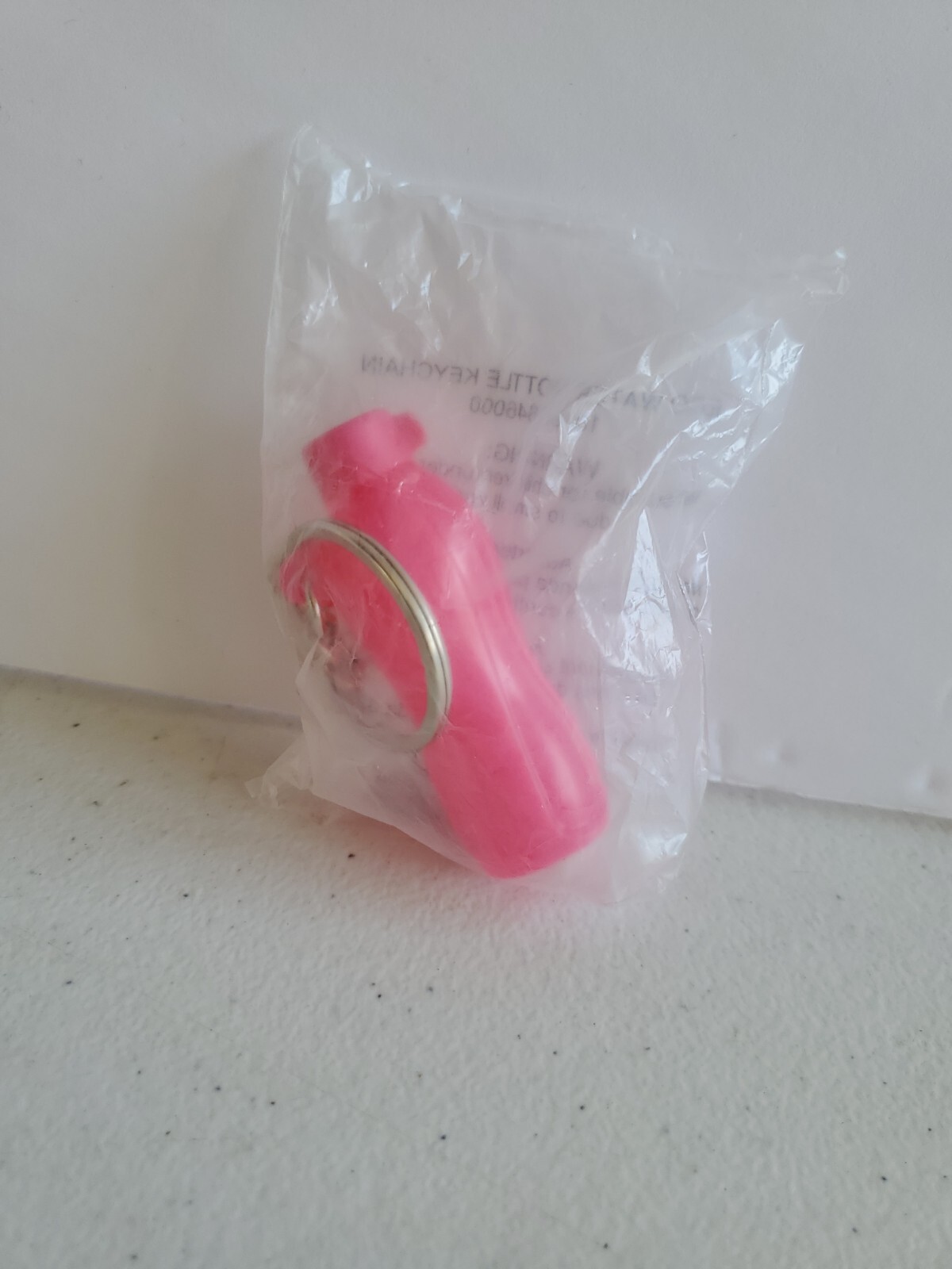 TUPPERWARE Eco Water Bottle Keychain Bright Pink Gadgets N Gizmos Mini Size New