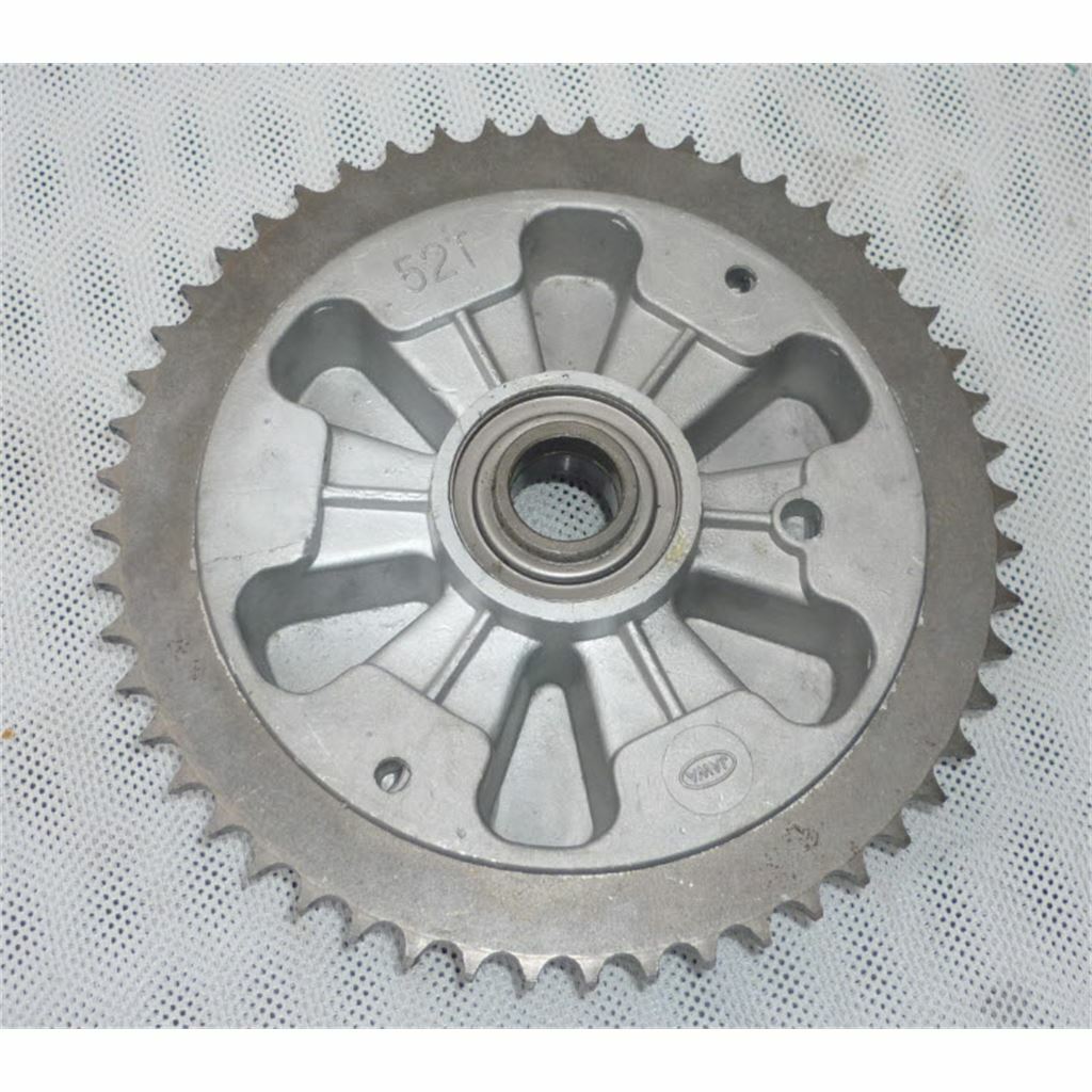 希少 LGB 山猫ファー ベルトアクセサリー NEW CHAIN SPROCKET - 52 T - ORIGINAL JAWA PART - JAWA 350