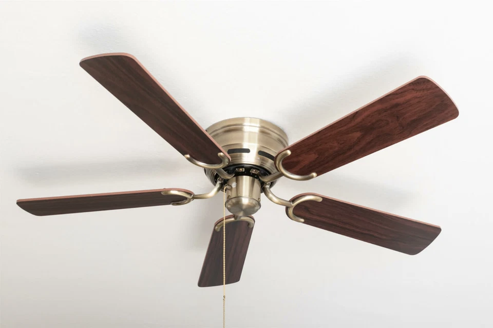 Flat Ceiling Fan With Pull Chain Kisa Brass 105 CM Blades Oak & Walnut - Image 2 of 4
