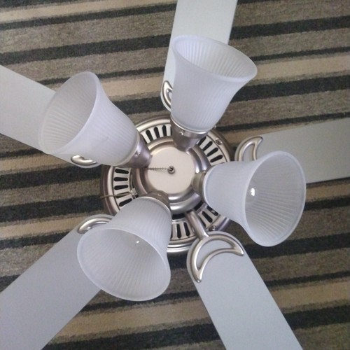 VTG 42" 5 Silver Blade Ceiling Fan With 4 Lights Pre Owned 42" With Light - Picture 2 of 6