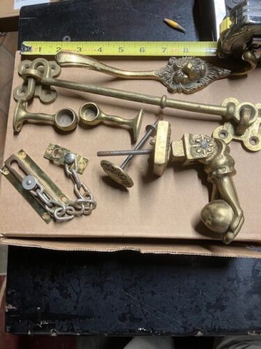 HUGE LOT OF VINTAGE ANTIQUE DOOR HARDWARE LOCKS DOORKNOB HANDLES BRASS