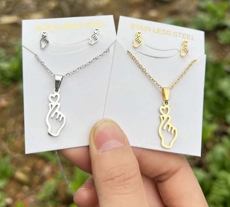 Korean shop minimalist jewelry