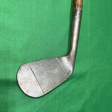 Hickory Wood Shaft Hendry  Bishop MASHIE IRON Cardinal C H WILKINSON H231