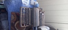 Typewriter royal 1940s  Black Vintage  good condition  thumbnail