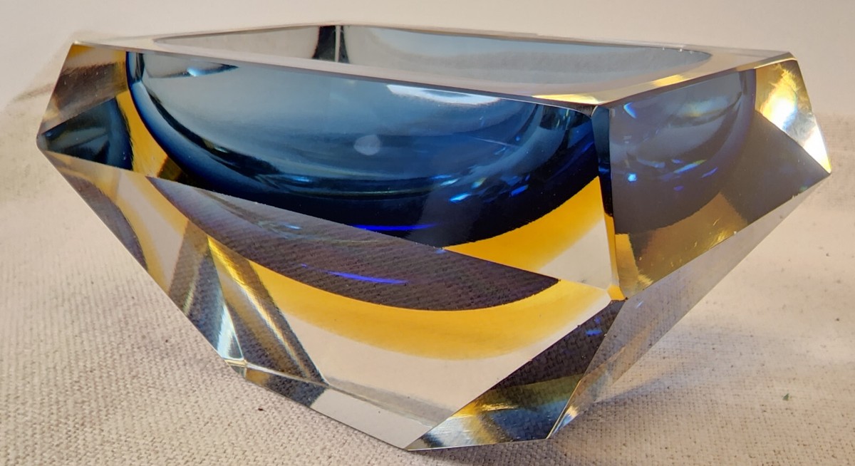 Murano Glass w/ Yellow/Blue On Inside Tray Ashtray Art