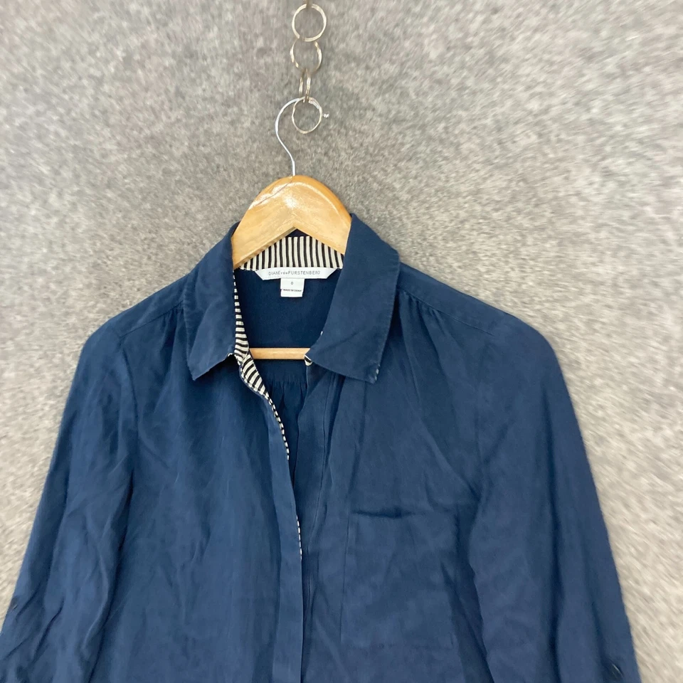 Diane Von Furstenberg Womens Blouse Top Size 0 Silk Long Sleeve Button Up 44620 - image 3 of 4