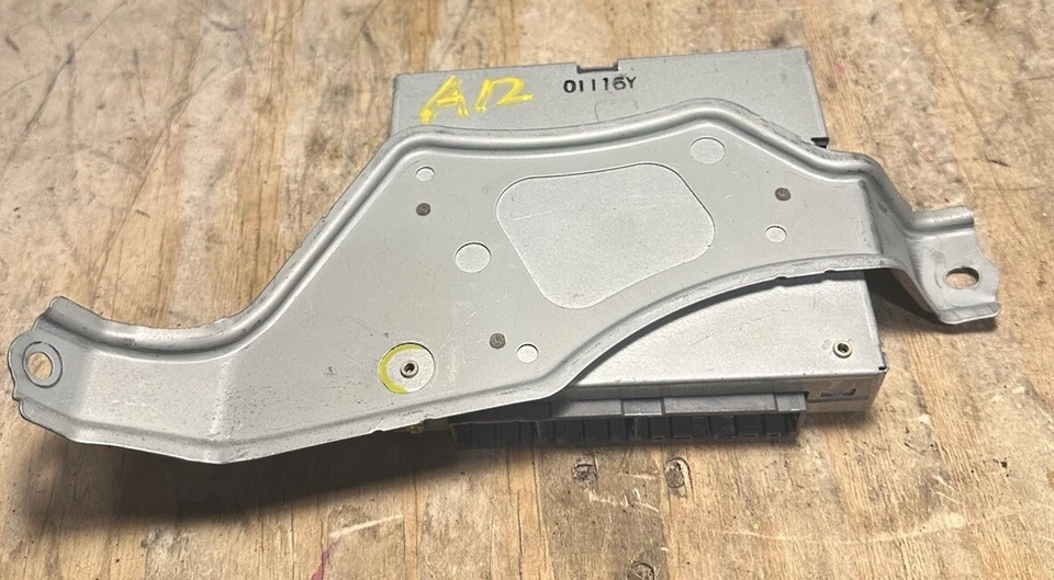 Lexus ES300 2000 2001 módulo de control ABS unidad computadora 89540-33270 OEM Foto 2 de 4