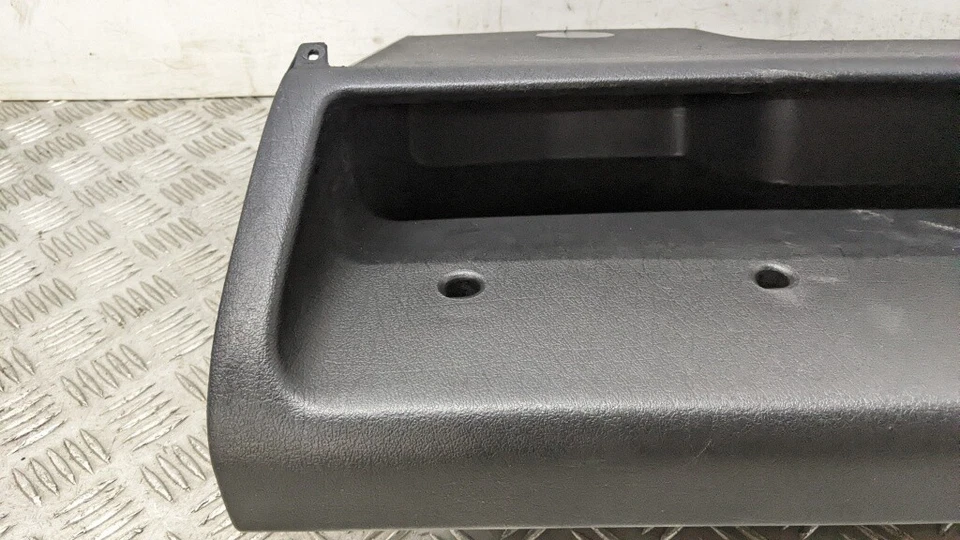 VOLKSWAGEN GOLF MK3 DL 1995 COMPARTIMENTO DE ALMACENAMIENTO DE PASAJEROS 1H2857923 Foto 2 de 4