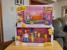 The Simpsons Family Multi-pack And Livingroom Dioramma