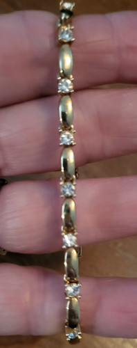 Vtg Avon Gold Tone and Clear Rhinestone Bracelet 7" ~ Simplistic, Pretty