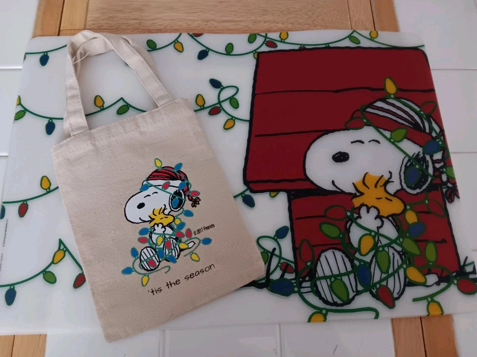 Snoopy Tischsets (2) Weihnachten Erdnüsse Wiederverwendbar Kunststoff Zak! Designs, & Tasche