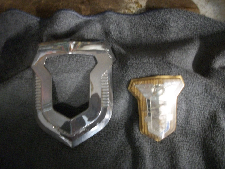 1955 MERMERCURY Montclair капот эмблема значок безель OEM Monterey BV-16644-B 10462  - Изображение 2 из 4