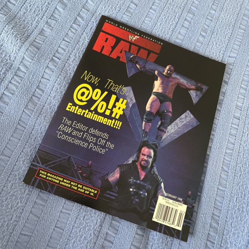 WWF WWE Raw Magazine - February 1999 - Austin Undertaker With Poster