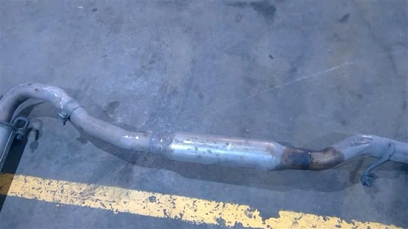 2014-2023 DODGE PROMASTER RAM 1500 EXHAUST CATALYTIC CONVERTER OEM 68190016AD - Image 3 of 4