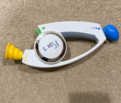 Bop It Talking Electronic Reflex Game 2008 Hasbro Handheld Interactive Toy