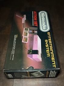 Consola Nintendo NES Action Set con caja original. Probado y funcionando