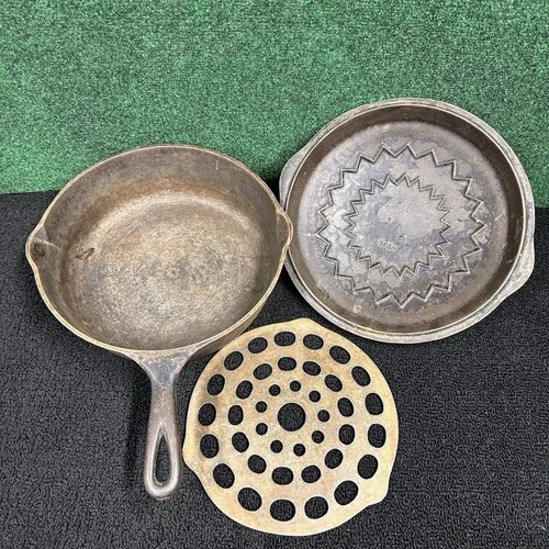 Vintage Wagner Ware 1088 #8 Deep Chicken Fryer Skilled w/ Lid & Trivet