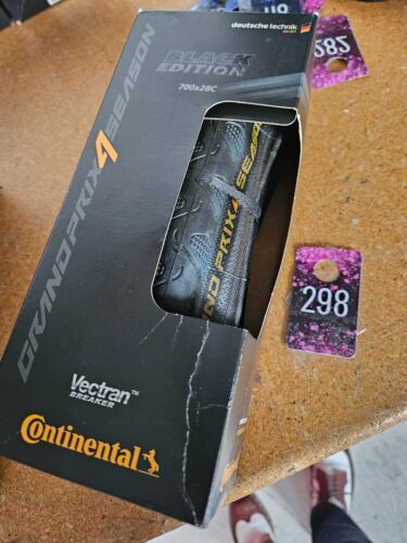 Continental Grand Prix 4-Season Black Edition Clincher Road Tire 700 x 28