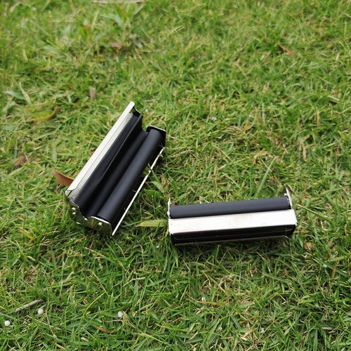 HORNET 1X Metal 1 1/4 Rolling Machine Smoking Roller Maker With Holder - 第 8/9 張圖片