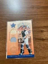 2001 Leaf Rookies & Stars Dress For Success Mike Piazza #DFS-2 Mets